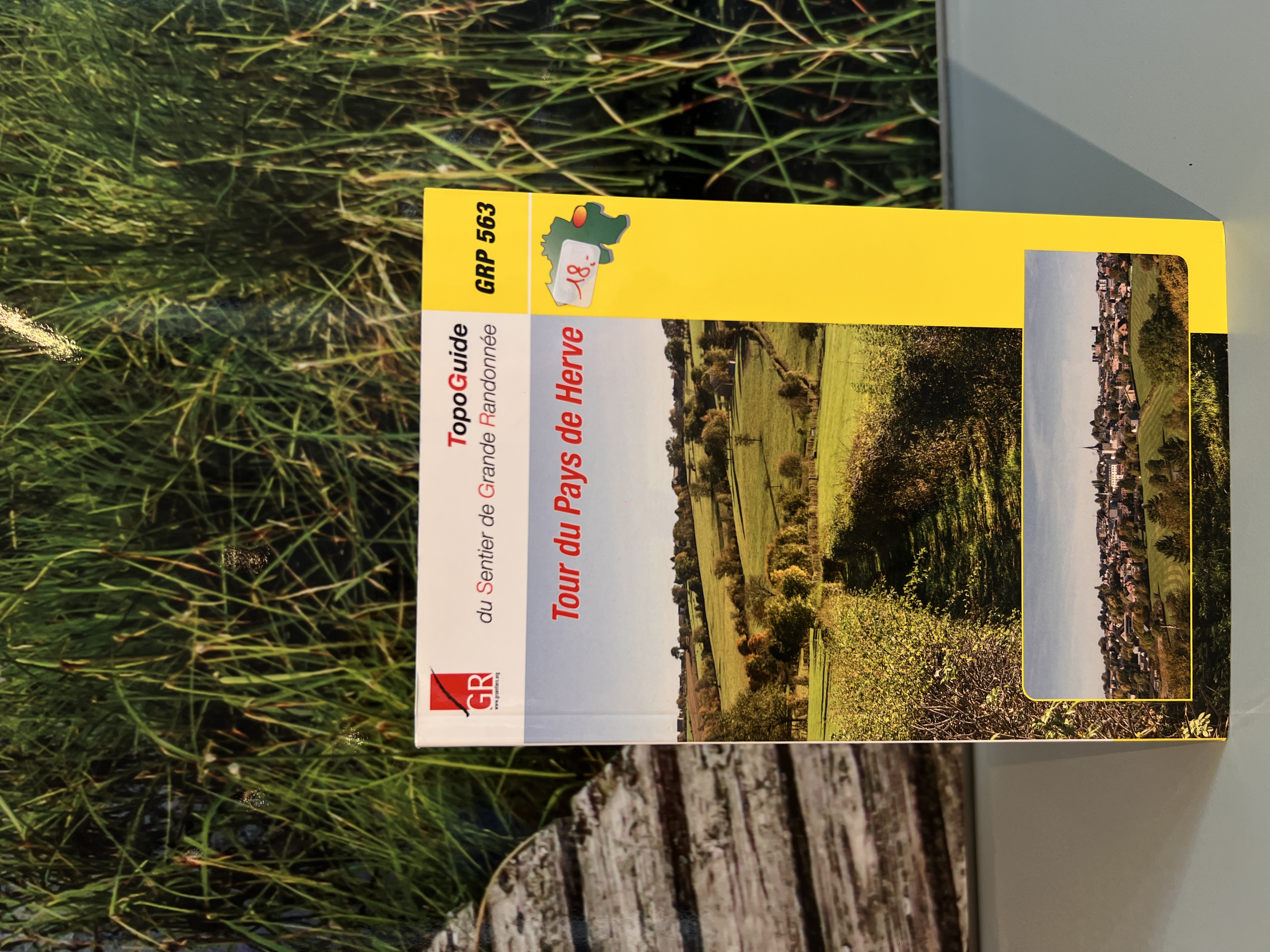 Topo-Guide Tour du Pays de Herve GR 563